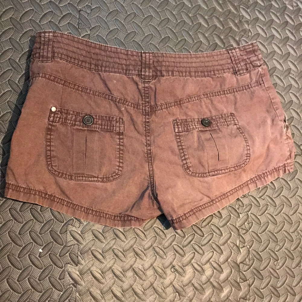 Shorts - Picture 2 of 3